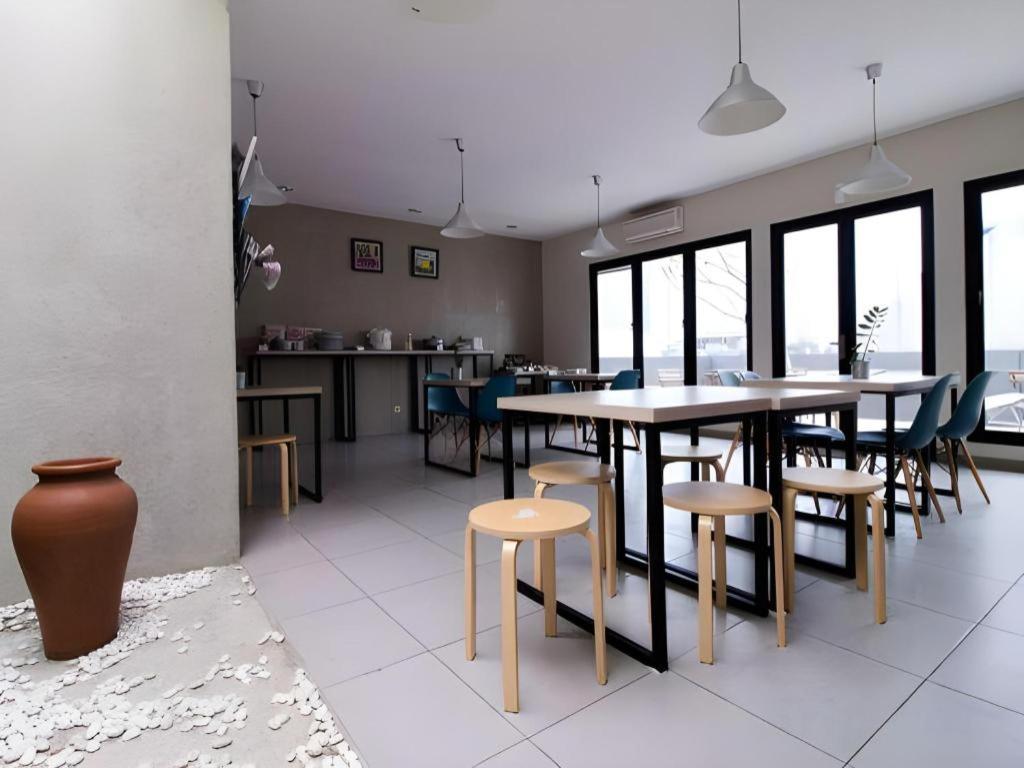 Casa Living Setiabudi Джакарта Екстериор снимка