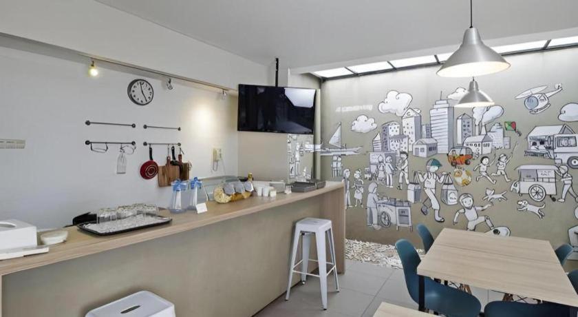 Casa Living Setiabudi Джакарта Екстериор снимка