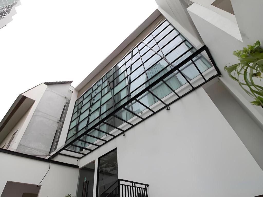 Casa Living Setiabudi Джакарта Екстериор снимка